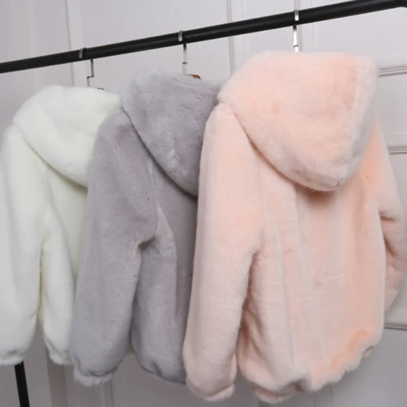 2023 Loose Autumn Winter New All-match Furry Thick Hooded Ladies Imitation Mink Short Imitation Faux Fur Light Dressed Coat
