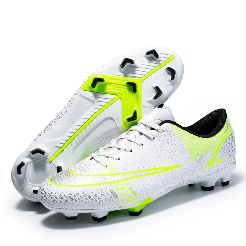 

Professional Soccer Shoes Male Grass Field Footwear Low-top Sport Cleats Teenager Training Sneakers High Quality Football Boots