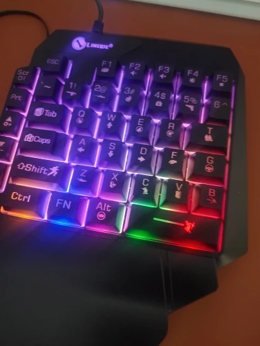 35keys One Handedly Single Hand Mini Gaming Keyboard Usb Ultra-slim Wired Backlight Keyboard for Laptop Desktop PC Smartphone photo review
