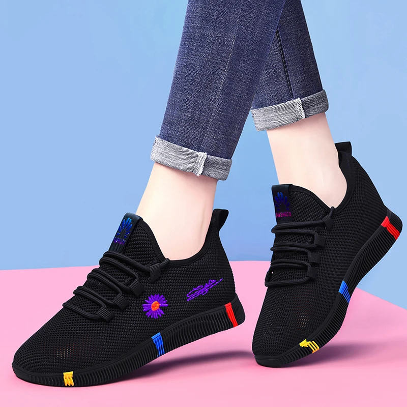 

2021 Sneaker Super Light Tennis Shoes Fly Weave Dense Mesh Breathable Women Shoes Breathable Non-slip Sneaker Training Shoes
