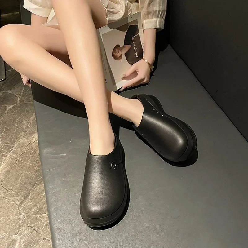 New Women's Hole Shoes Summer EVA Thick Sole Elevated Sandals Comfortable Anti Slip Baotou Beach Garden Shoes Indoor Slippers 4