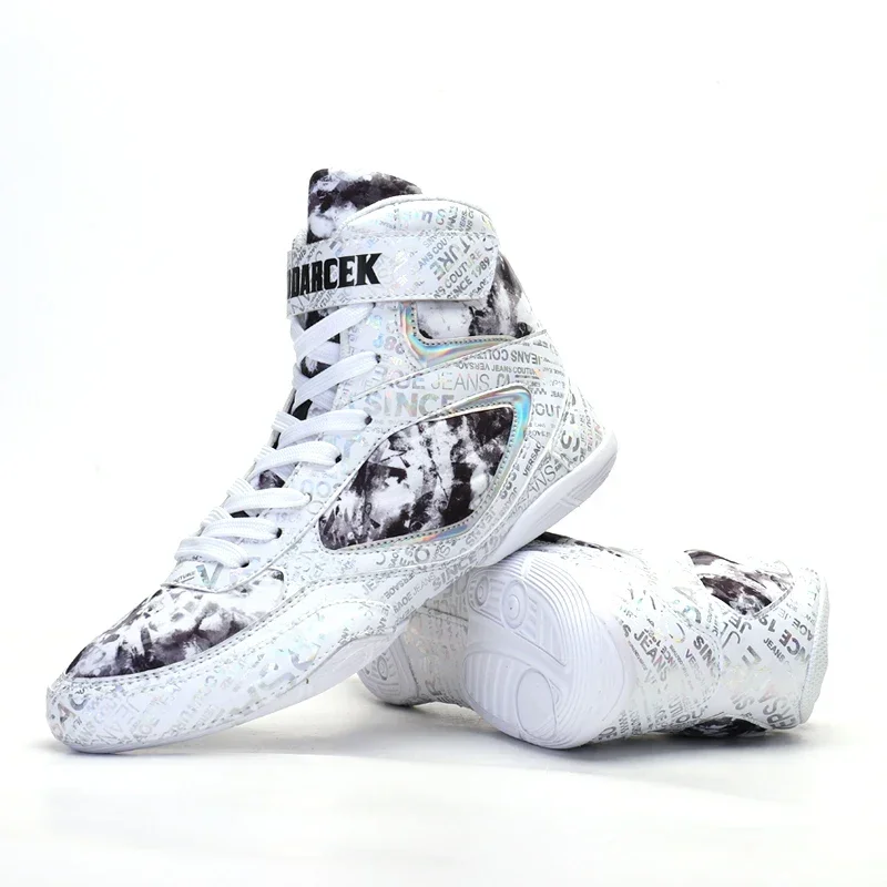 New Boxing Shoes Men Women Flighting Boots for Men Women Light Weight Wrestling Sneakers Anti Slip Wrestling Shoes