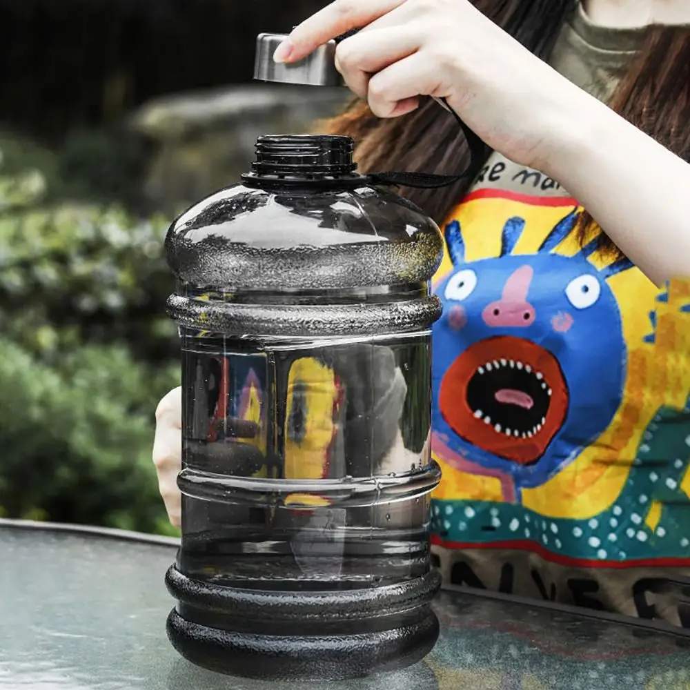 MyGiftHome 2L Large Capacity Sports Water Bottle