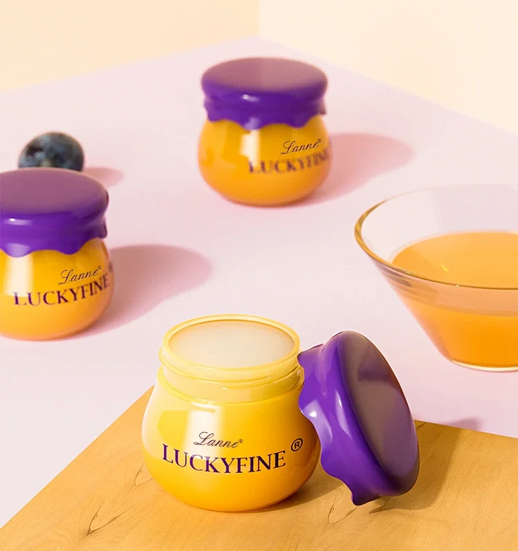 

Lip Balm Lip Balm Boys and Girls Autumn and Winter Moisturizing and Nourishing