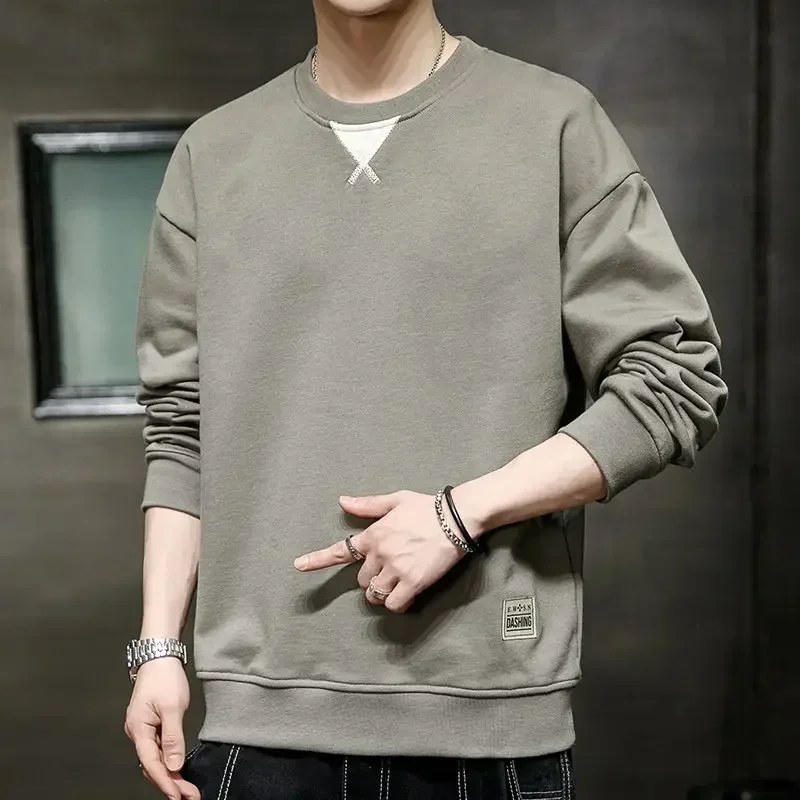 thumbnail image 1 of Ropa para hombre Sudaderas empalmadas para hombre Jersey bordado Camiseta sin capucha Top negro de una pieza Estilo coreano Ofrece calidez, 1 of 5