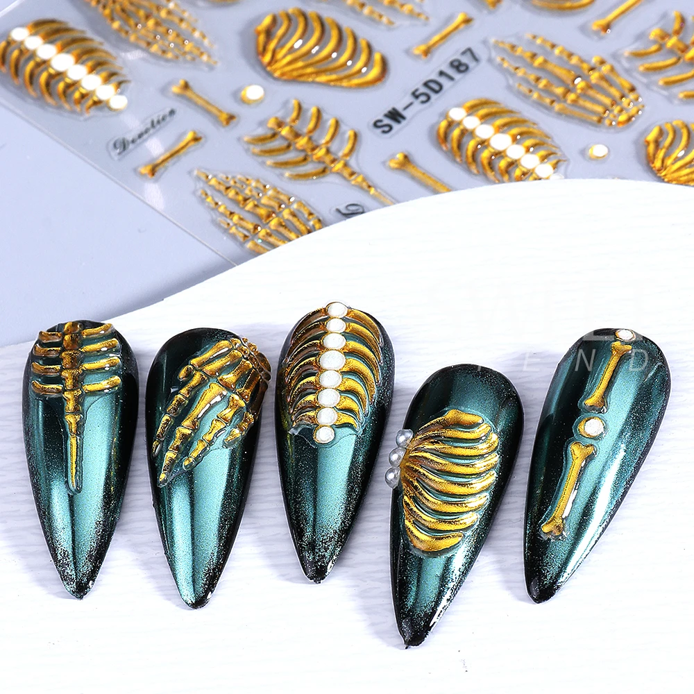 2/4pcs 5D Embossed Skeleton Hand Halloween Nail Art Stickers Gothic Golden Skull Slider Decals Manicure Decoration Accessories