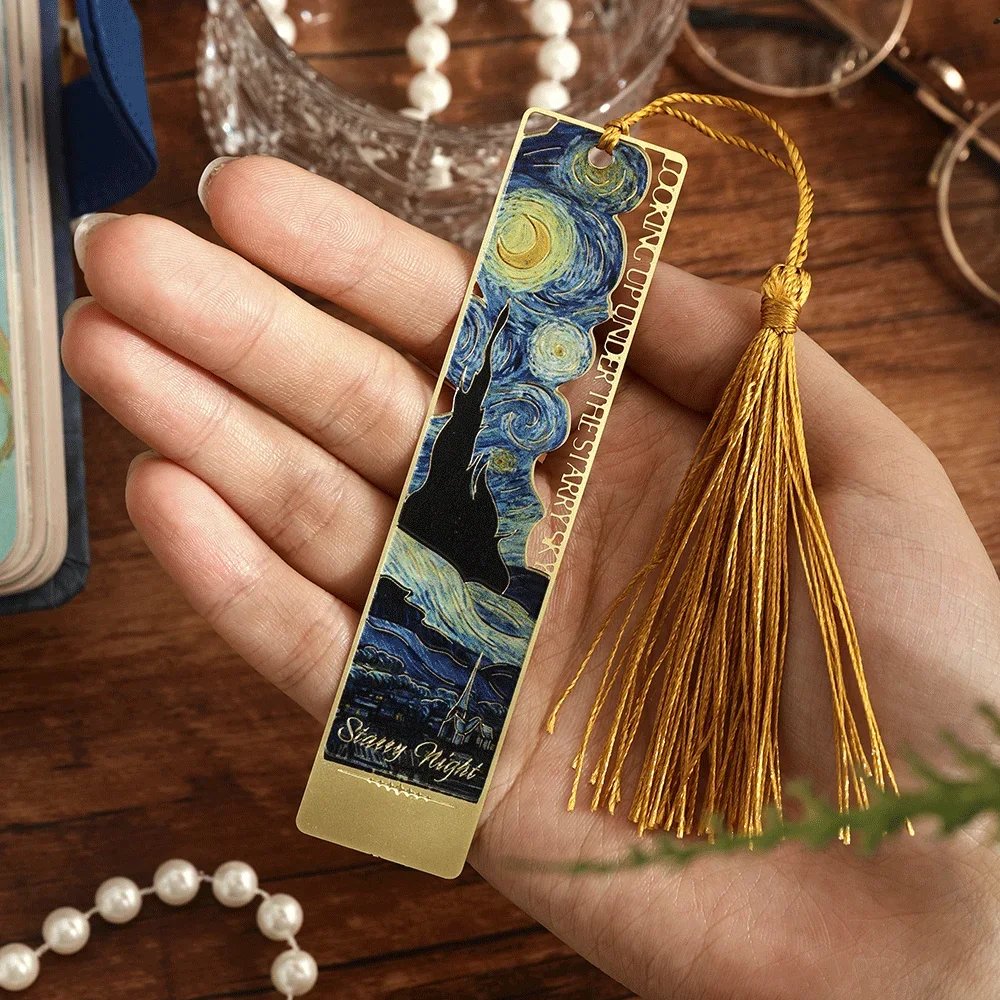 Metal Bookmark Hollow Literary Flower Exquisite Painting Sunflower Iris Rose Shape Gifts for Book Lovers Writers Readers 1pc