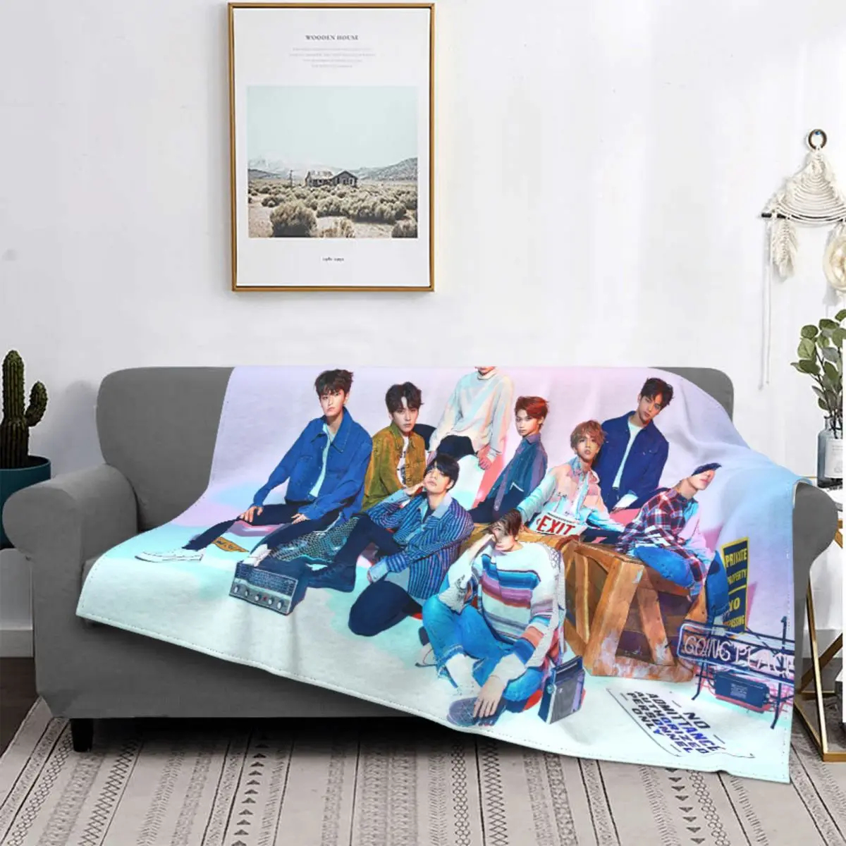 

Kpop Star Stray Kids Singer Idol Blanket Flannel Spring/Autumn Breathable Thin Throw Blankets for Bedding Travel Rug Piece