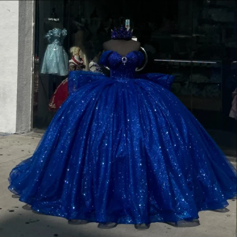 Fuomomo Abiti da Quinceanera con Spalle Scoperte e Perline e Fiocco Abiti da 16 Anni Abiti da Ballo Lunghi e Formali MT034