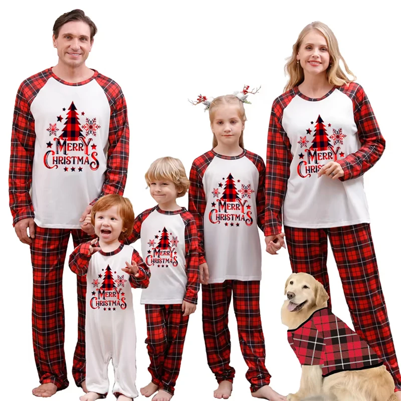 thumbnail image 2 of Conjuntos familiares a juego Pijamas navideños para familias Madre Niños Estampado de árboles Ropa de dormir navideña Conjuntos de ropa de estilo familiar Ropa de dormir, 2 of 5
