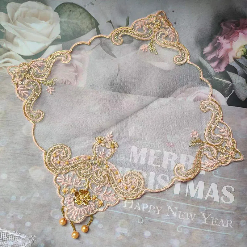 

Luxury white flower beads Embroidery table cloth cover wedding kitchen Christmas tea tablecloth Table decoration and accessories