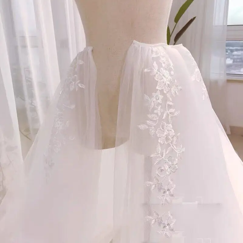 Real Image Train Wedding Detachable Skirt LAce Appliques Soft