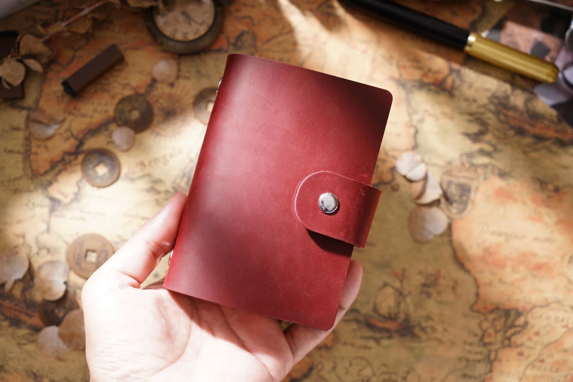 Ringplaner aus echtem Leder im A8-Format, Rindsleder, 5-Loch-Ringe, Mini-Notizbuch mit 15 mm silbernen Ringen, Retro-Organizer, Tagebuch, Notizblock – Detail 3