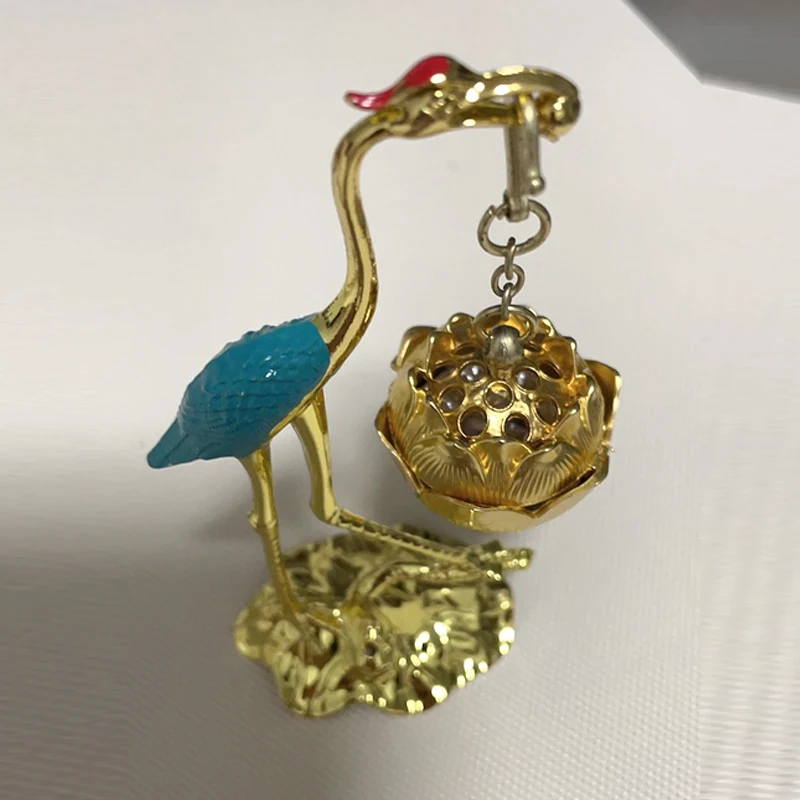 Creative Mini Aromatherapy Incense Burner, Home Indoor Zen Tea Ceremony Decoration, Metal Crane Shape Small Hanging Furnace, 1Pc