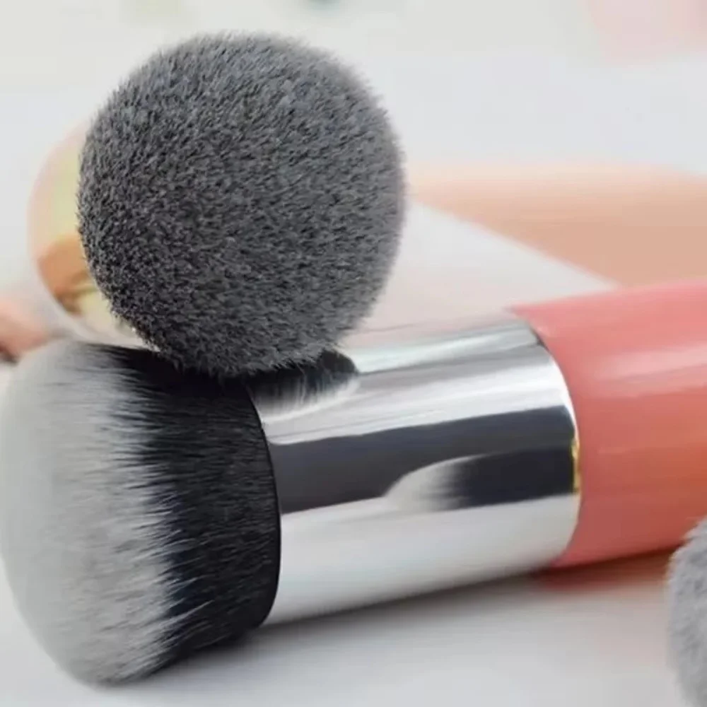 New Fashion Chubby Pier Foundation Brush Mushroom Makeup Brushes Professional Cosmetic Brush Highlight Brush Loose Powder Brush 3