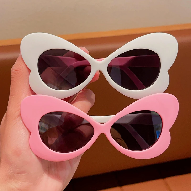 Kids Sunglasses Children Sunglasses New Children Simple Butterfly Shaped Cute Sunglasses UV400 Girls Boys Fashion Colors Protection Sunglasses Kids Sun Glasses