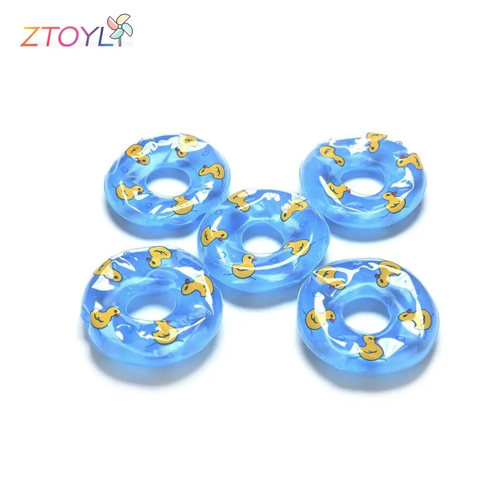 2/5Pcs Dollhouse Anello Da Nuoto In Miniatura Pvc Mini Cute Summer Bathing Float Lifebelt Doll House Scene Decor Accessori