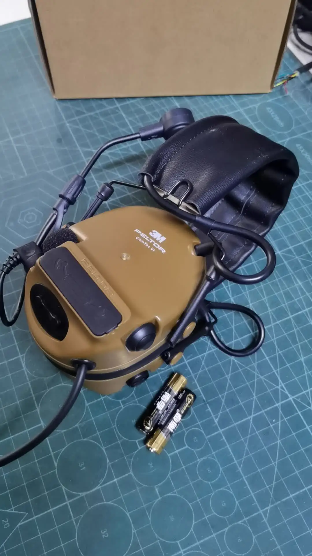 タクティカルヘッドセット Comtac XPI VI ピックアップ ノイズキャンセ