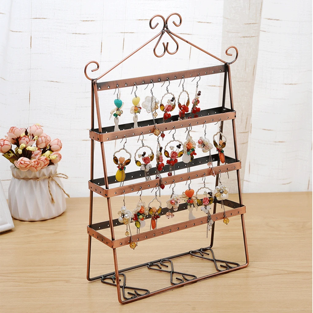 Рисунок 5 - Органайзер с отверстиями для гвоздиков