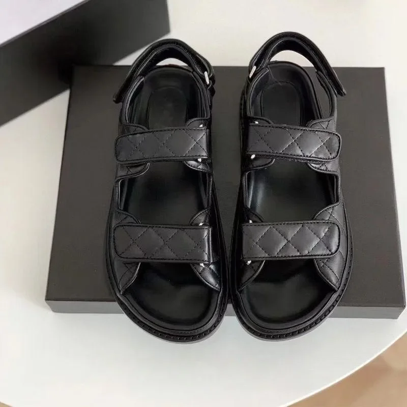 

2023 summer new soft soles platform sandals slippers leather fashion holiday beach leather women shoes sandals fur slippers35-42