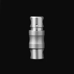 Titanium Alloy Quick Release Keychain with Rotary Buckle - EDC Outdoor Tool (1pc)