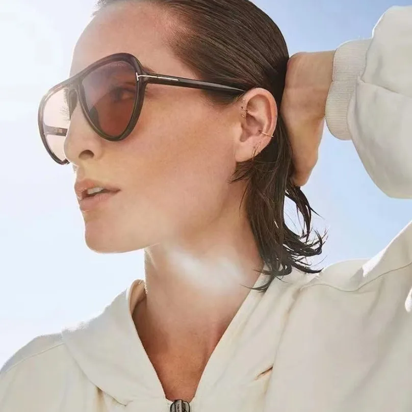 Hot Selling New Fashionable Sunglasses retro-frame Sun Glasses Fashion Street Photo Sports Women Men T150