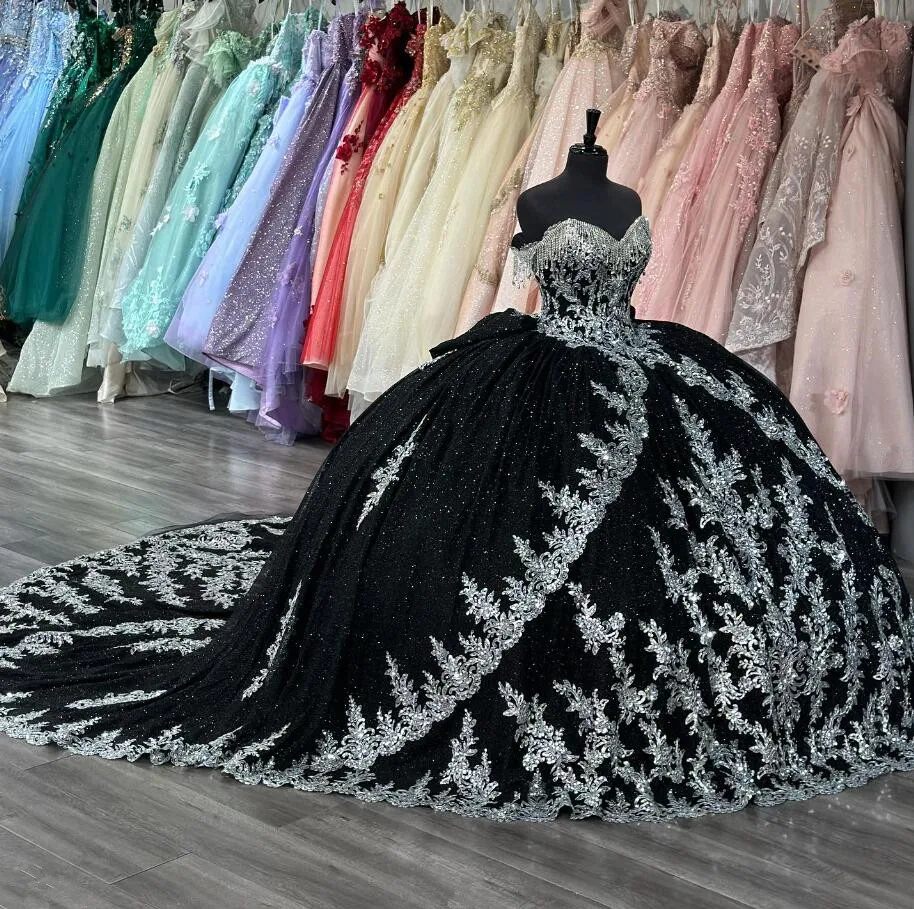 

Черное серебряное готическое платье принцессы Quinceanera, блестящий корсет с аппликацией и кисточками для выпускного вечера, vestidos para 15 лет, Sweet 16