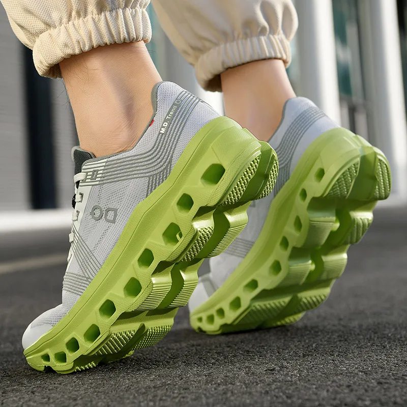 Versatile Casual Shoes: Embracing Comfort and Sports Trends with Soft Soles