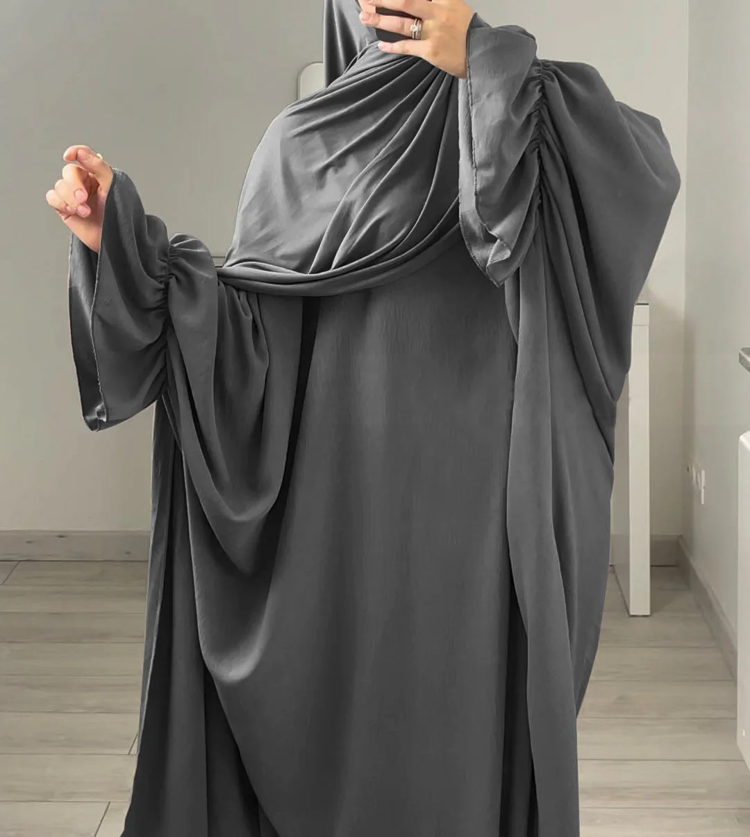 

Ramadan Abaya Dubai Crepe Bat Sleeve Plain Muslim Hijab Dress for Women Prayer Abayas Turkish Islam Clothing Kaftan Robe Jilbab