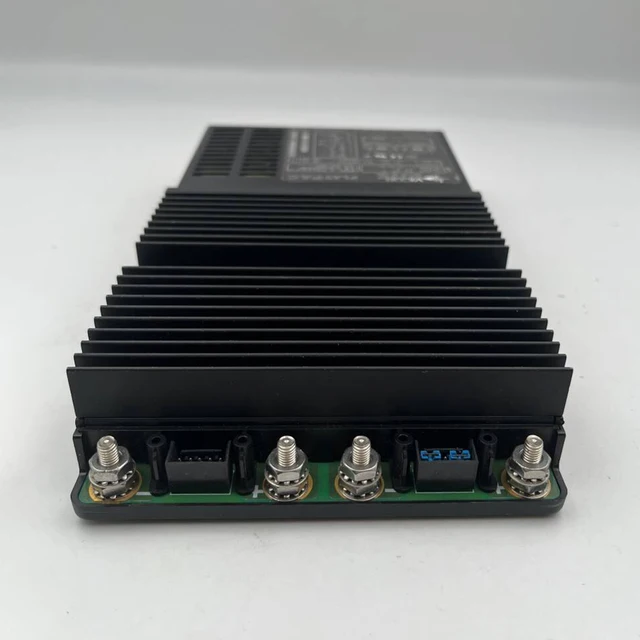 Для блока питания VICOR VI-PU03-EWW-01 3