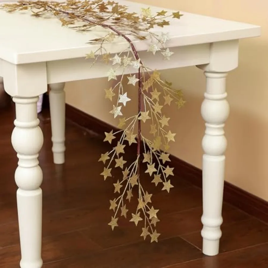 Christmas Star Garland with Gold Glitter Decorations