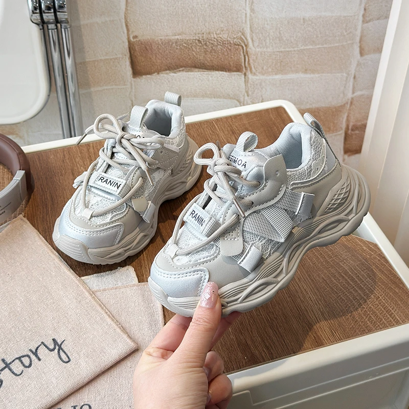 Hot Selling Children Sports Shoes Girls Embroidery Anti Slip Wear-resistant Sneakers Outdoor Walking Comfort Flat Shoes I01159 3