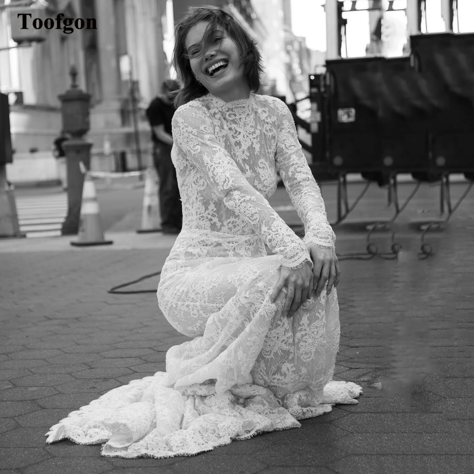 

Toofgon Exquisite Lace Wedding Dresses Long Sleeve Sheath Bride Women Bridal Gowns High Neck Wedding Party Dress Robe de mariage