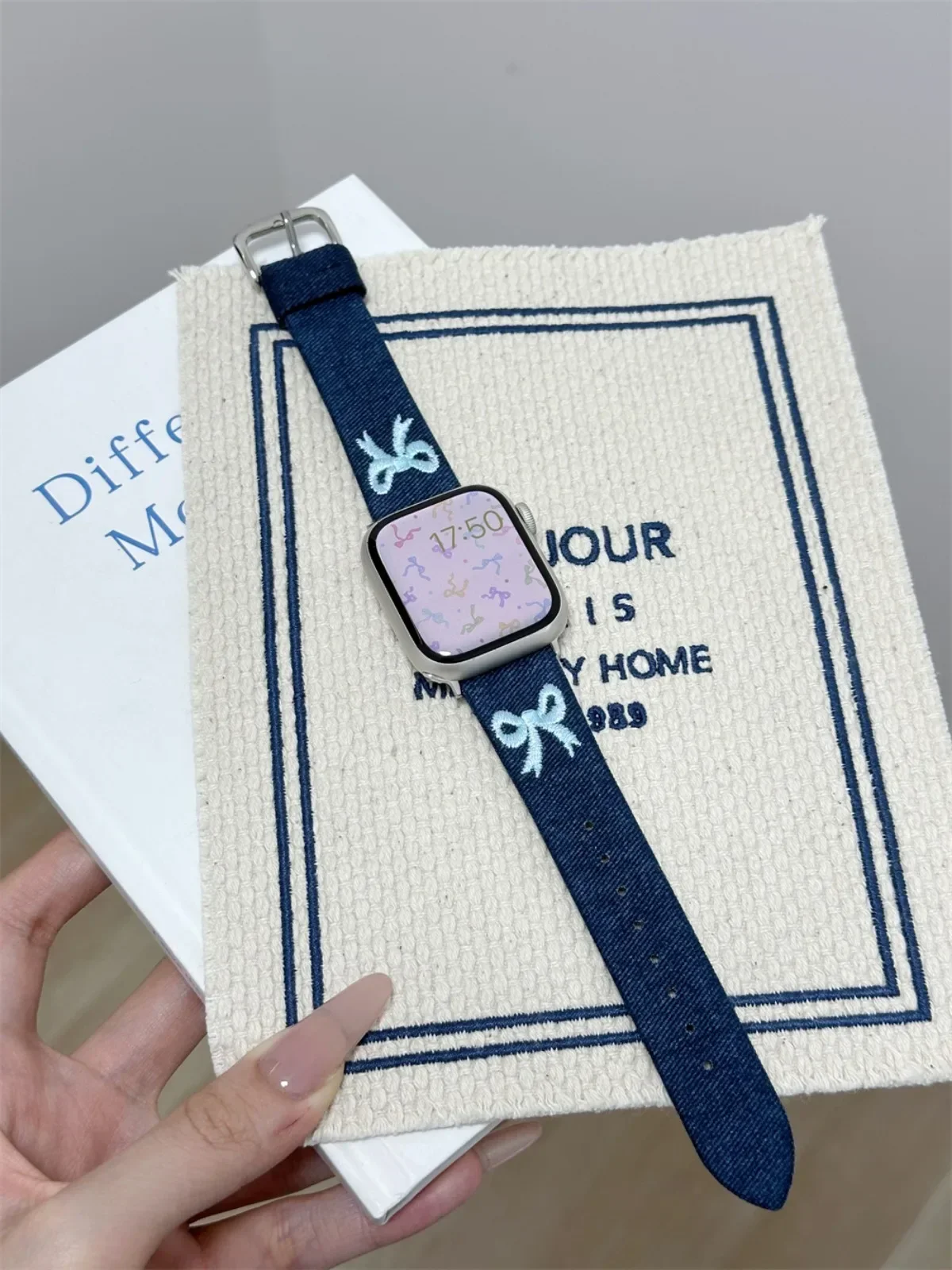 Watch Band For iWatch 42/44/45/46/49mm 38/40/41mm PU Leather Fashion Watch Strap For Watch Series Ultra2 Series 10/9/8/7/6/5/4/3/2/1_voghion.com