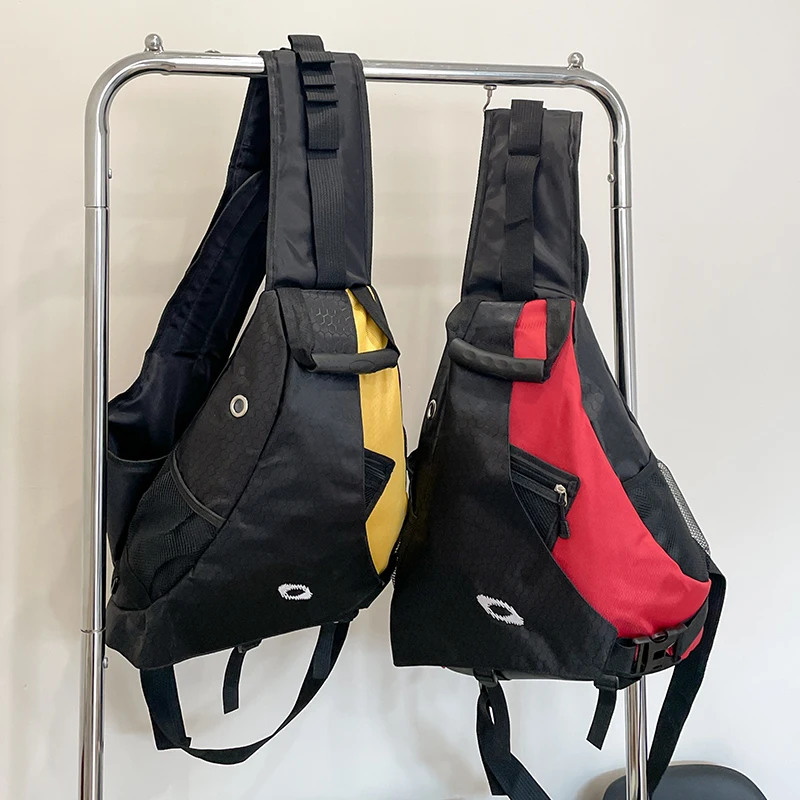 Large capacity chest bag, large capacity side back crossbody bag, multiple pockets, suitable for outdoor sports, travel and cycl