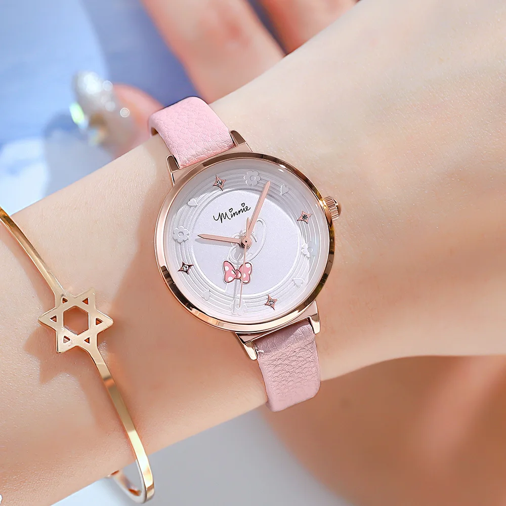 Montre Femme Minnie Mouse Rose - Élégance & Charme Féminin