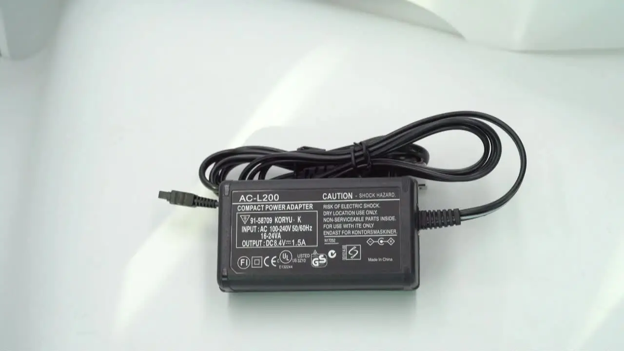 HQRP – Adaptador de alimentación de CA para Sony Handycam DCR-SR68 DCR-SR88 DCR-SX43