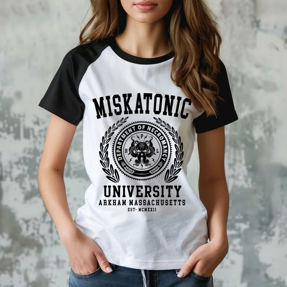 

CTHULU AND LOVECRAFT - MISKATONIC UNIVERSITY