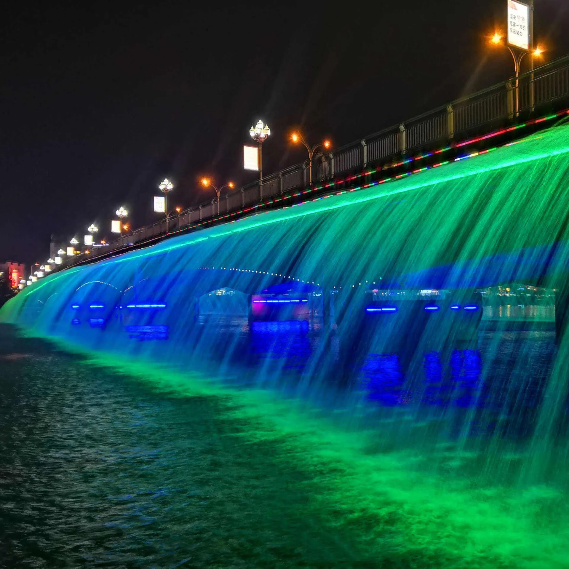 Water Wall LED Waterfall Outlet Descent Fountain Light AC110-265V Length Swimming Pool Wall Hanging Sheer Descent Cascade