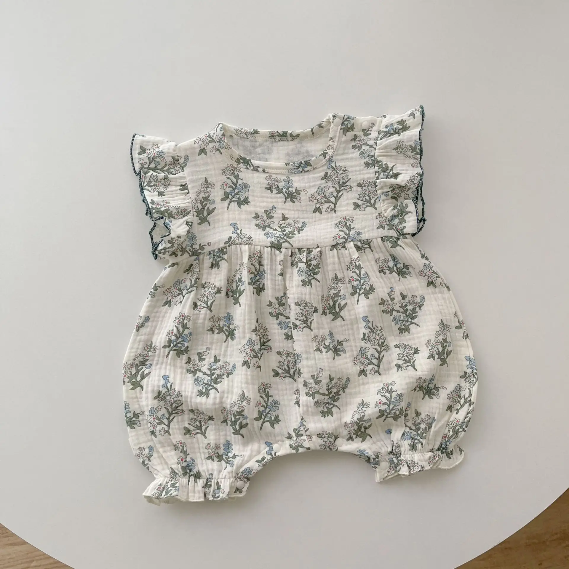 

2023 Summer Korean Baby Romper Girls Flying Sleeve Floral Jumpsuit Cotton Yarn Infant One Piece Clothes Newborn Toddler Onesies