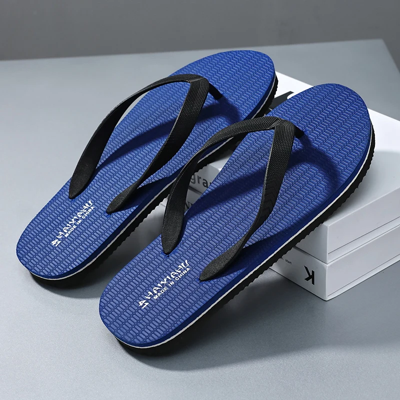 Stylish Comfortable Mens Sandals Thick Soles Anti-skid Features for Summer Wear Flip Flops Shoes Designer Shoes Men