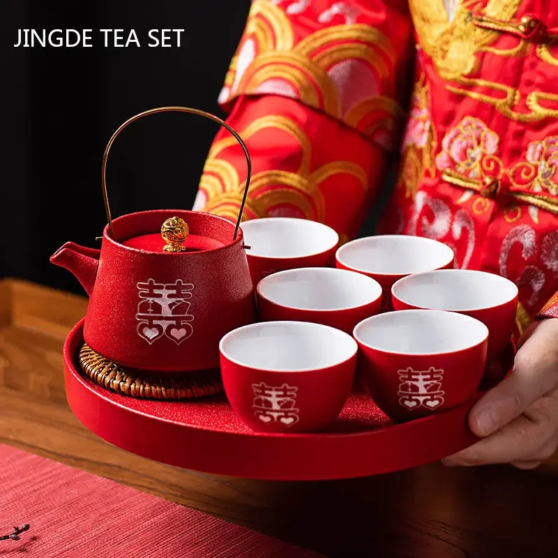 Red Ceramic Double Happiness Tea Pot Set Chinese Wedding Tea Sets Teacup Tray Suit Customized Exquisite Porcelain Teaware Gifts