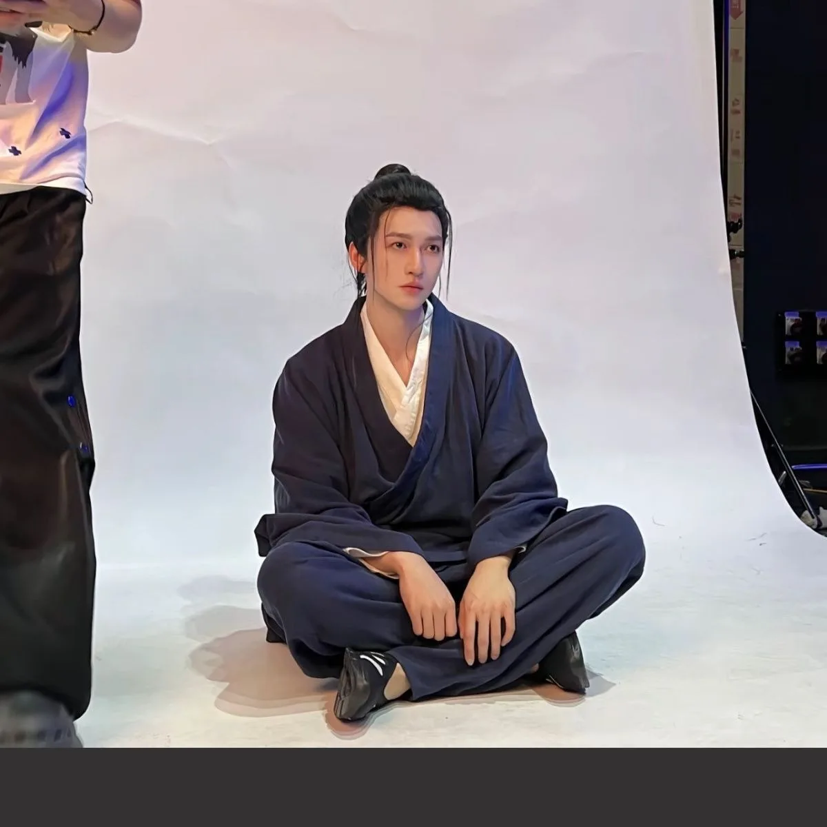 Wudang King Taoist Robe The Outcast Milk Silk Men Women Chinese Style Lay Buddhist Wide Sleeves Short Robe Cosplay Costume
