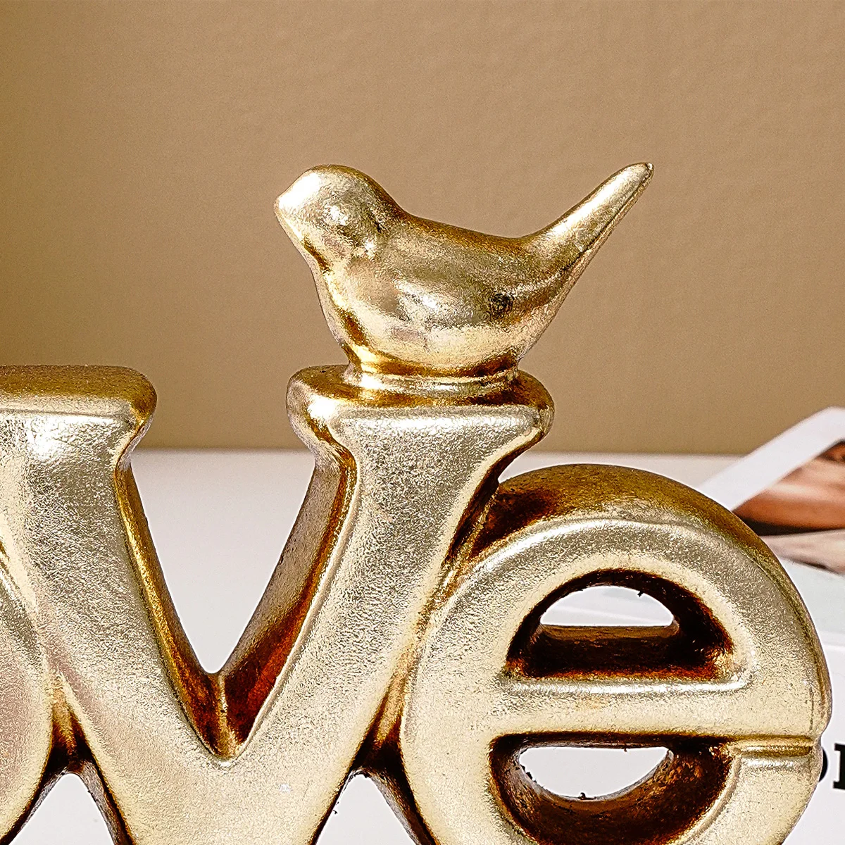 1PC, European retro style with gold and silver foil pasted "LOVE" letter ornaments, wedding and festival decoration ornaments