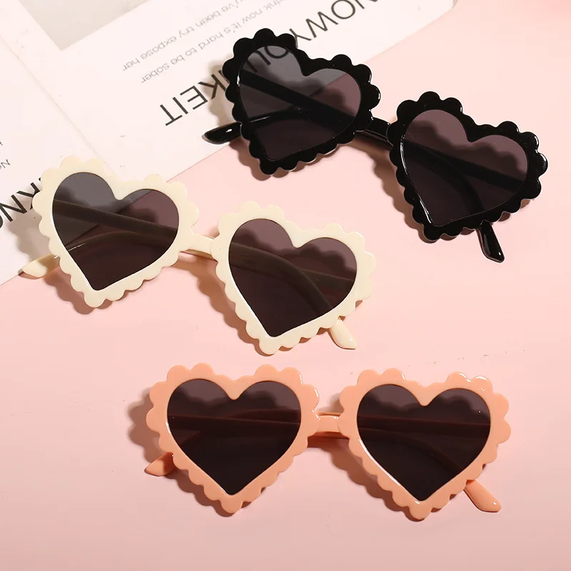 

Kids Children Fashion Love Heart Sunglasses 0-8Y Girls Resin Eyeglasses Summer Beach Outdoor Sports Sun Protect Eyewear New