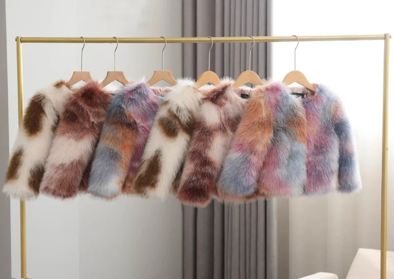 Winter Patchwork Fur Coat for Girls Short Round Neck - Uniqwear