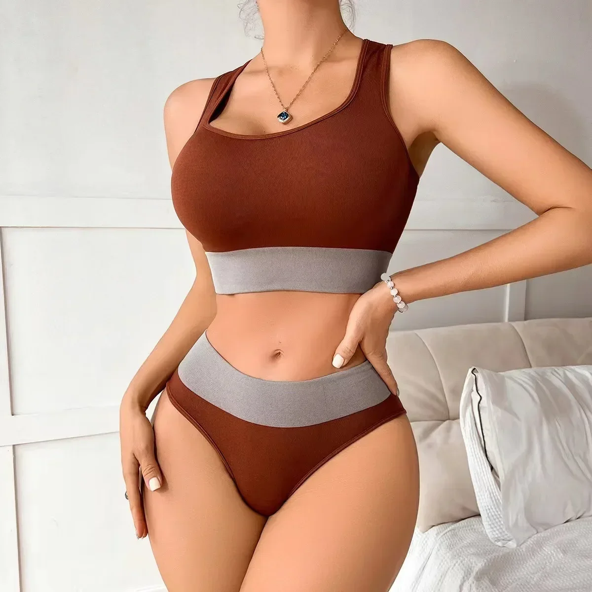 Women Seamless Bra Set Sexy Panties Mid Waist Comfortable Sports Underwear Set Tank Tops Lingerie Female Wire Free Brassiere