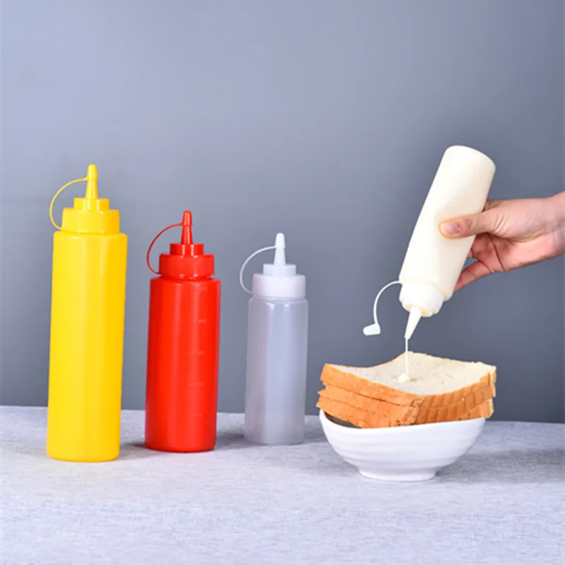 Food Grade Squeeze Bottle Plastic Squirt Bottle with Twist On Cap and Discrete Measurements for Ketchup/BBQ/Sauces