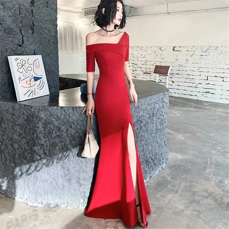 

Solid Color Dress Women's One-shoulder Five-point Sleeve Slit Long Fishtail Skirt Temperament Simple Female Clothing ZM277