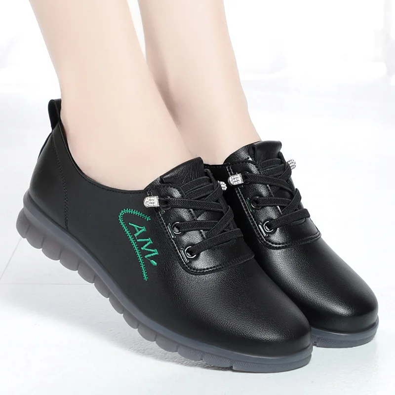 Spring Autumn Anti-slip Soft Bottom Comfort Fashion Women Oxford Single  Shoes Casual Flats Lightweight Soft Leather Sneakers